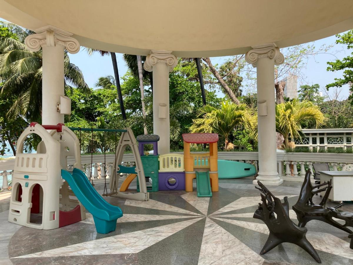Sky Beach Beachfront Патая Екстериор снимка